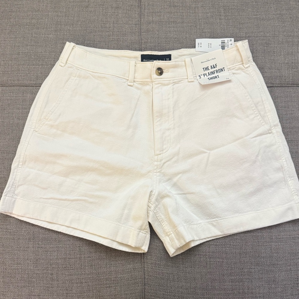 Men's White Shorts
